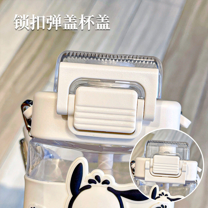 Genuine Sanrio authorized plastic cups, high-value children's water cups, large-capacity straw cups, cute girls' sports cups