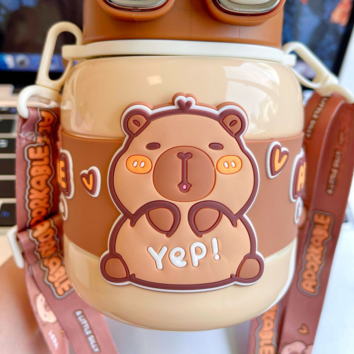 High-value children's insulated water cup, cute large-capacity student sports water bottle, convenient to carry around, double drinking cup