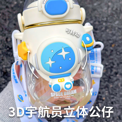 Simple astronaut straw cup girl high-value plastic cup for going out portable drinking cup Cute student pop lid cup