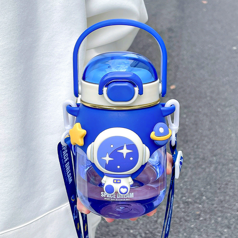 Simple astronaut straw cup girl high-value plastic cup for going out portable drinking cup Cute student pop lid cup