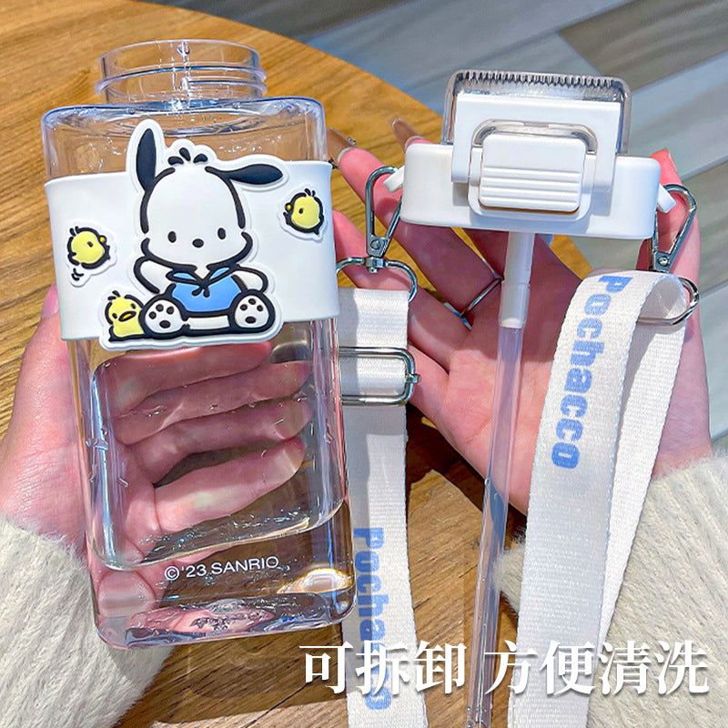 Genuine Sanrio authorized plastic cups, high-value children's water cups, large-capacity straw cups, cute girls' sports cups