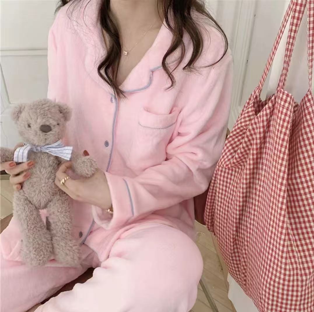 Sanrio Cinnamon Dog Coral Velvet Pajama Set for Women — Plush Flannel Warm Loungewear with Lapel Cardigan and Long Pants, Thickened Autumn Winter Homewear Set