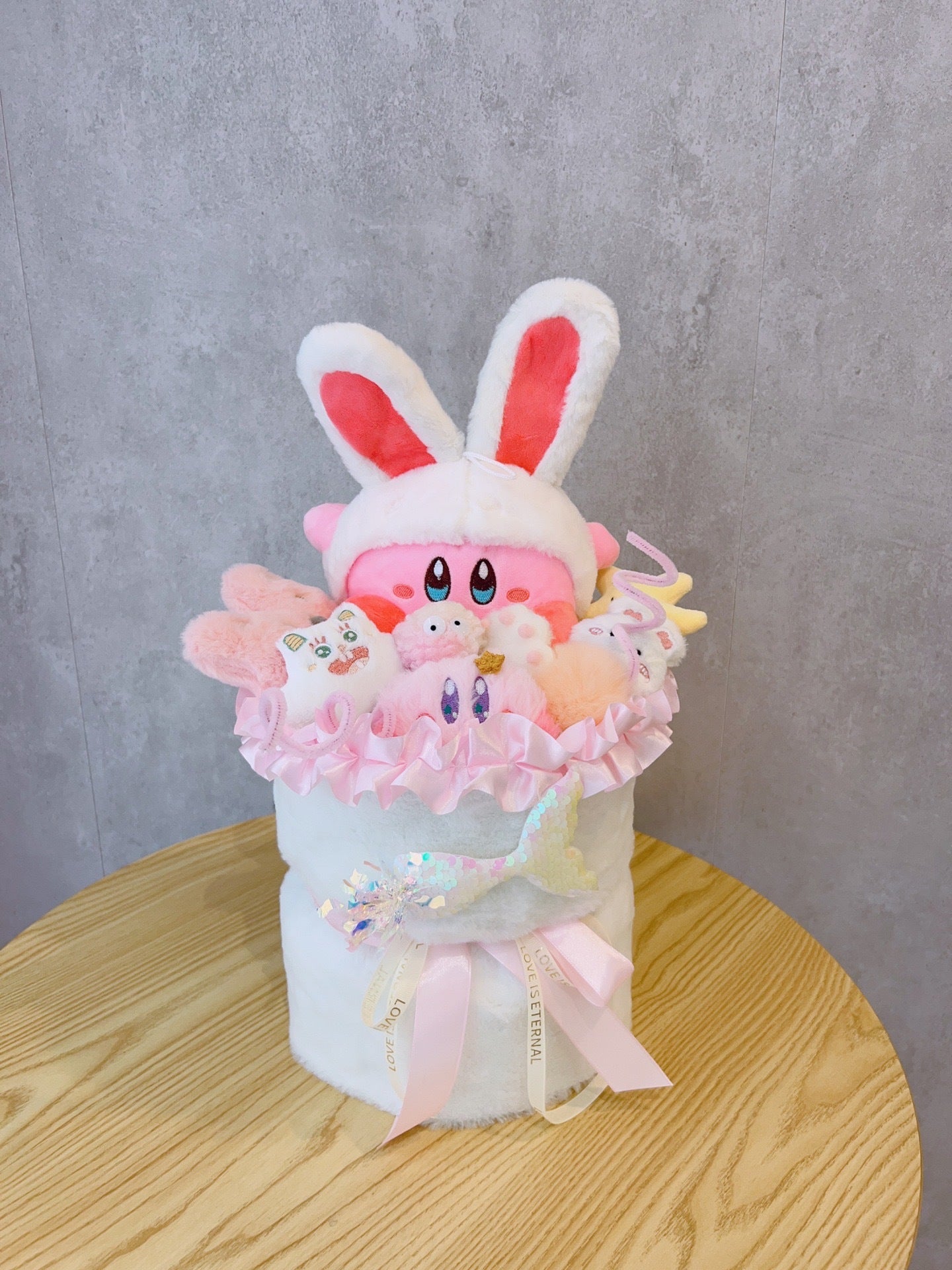 Kirby Plush Doll Bouquet – Cute Character Gift for Birthday, Valentine's Day & Christmas