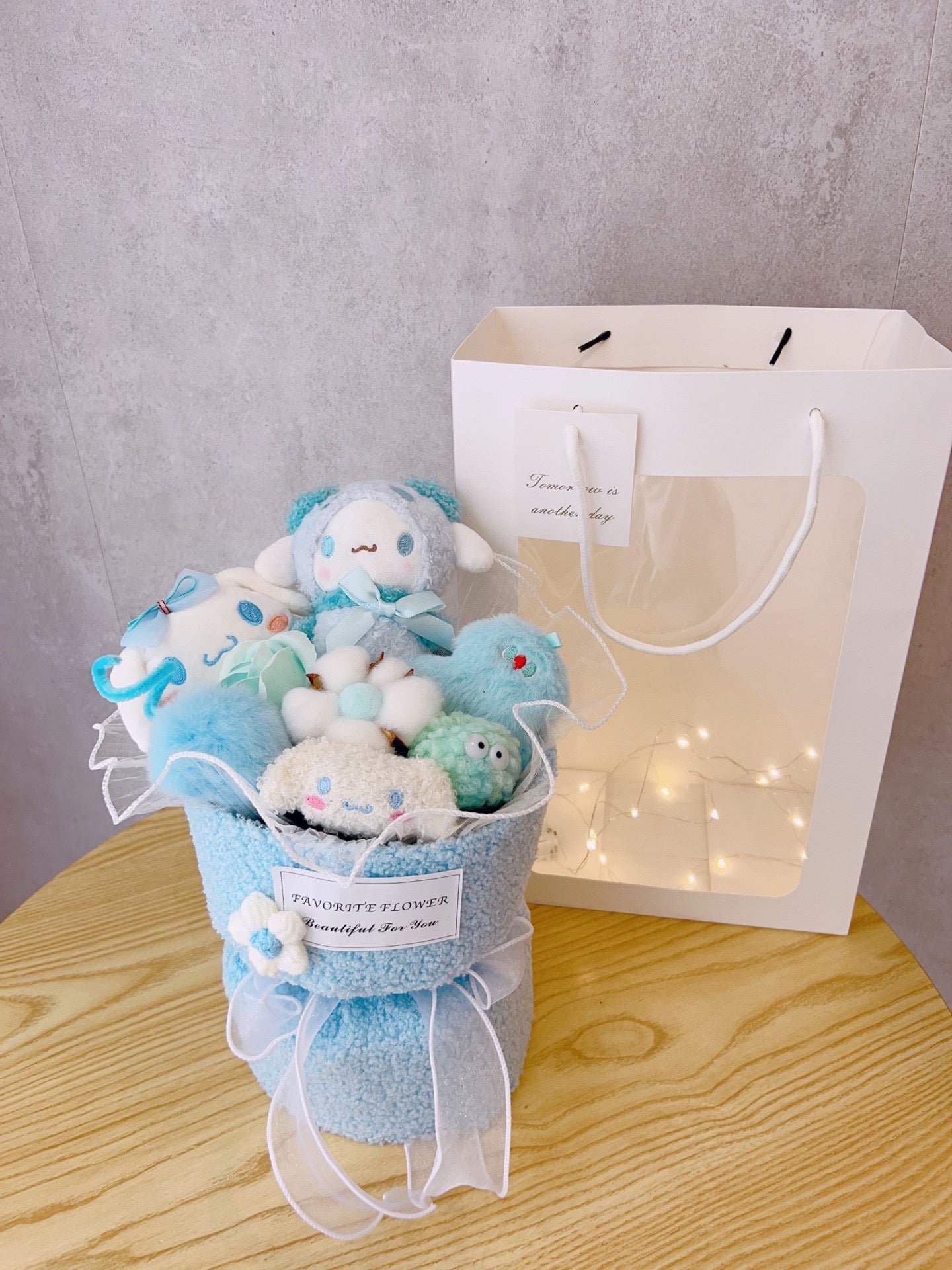 Kirby Plush Doll Bouquet – Cute Character Gift for Birthday, Valentine's Day & Christmas