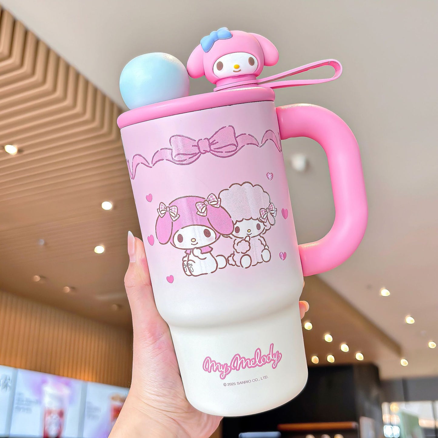 Sanrio Family Gradient Ice Cup – Double-Spout Large Capacity Portable Drinking Cup