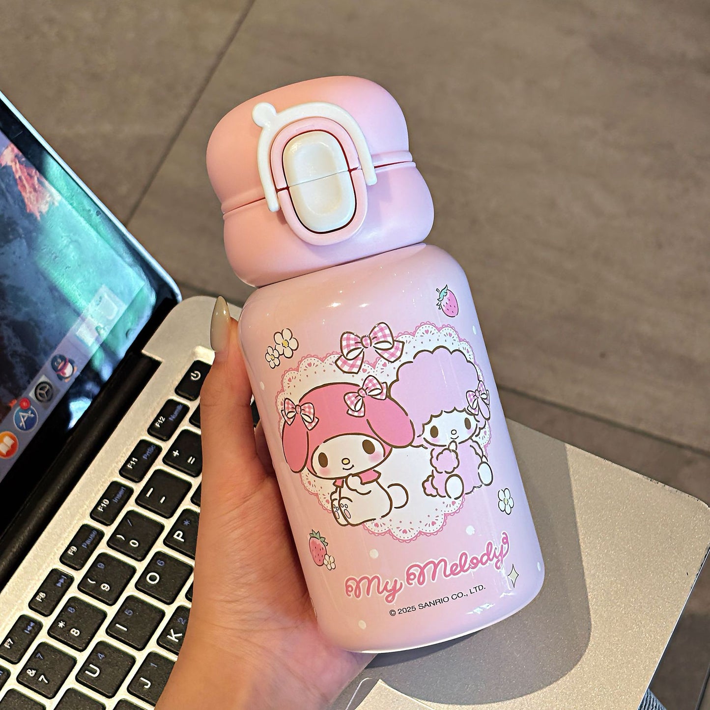 Sanrio Family Cartoon Thermos Cup – Double-Drink Lock Design with Reinforced Carry Ring