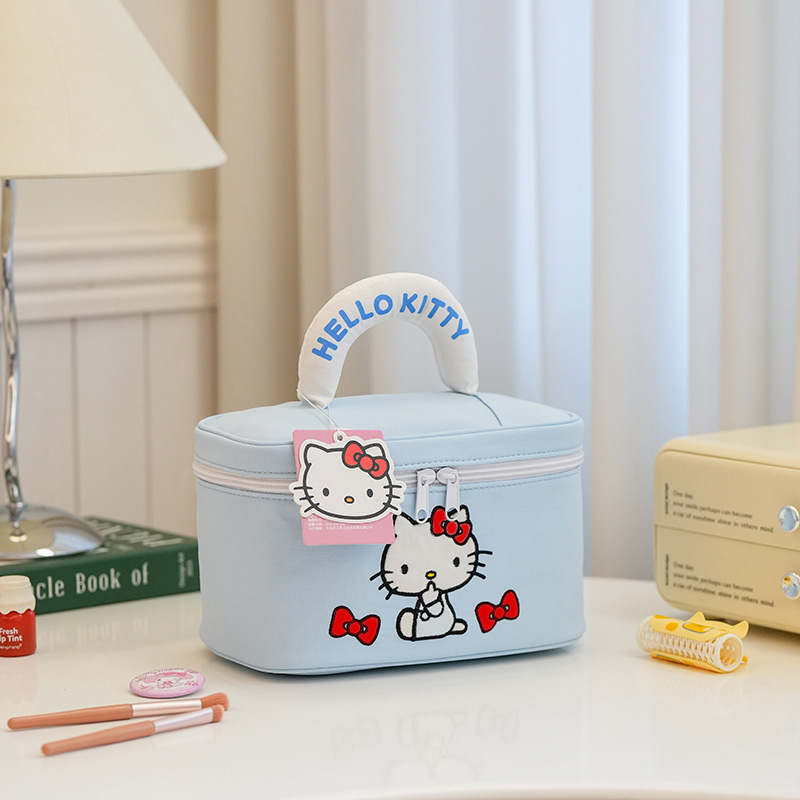 Sanrio Cute Cartoon Portable Makeup Bag Large Capacity Travel Cosmetic Storage Handbag