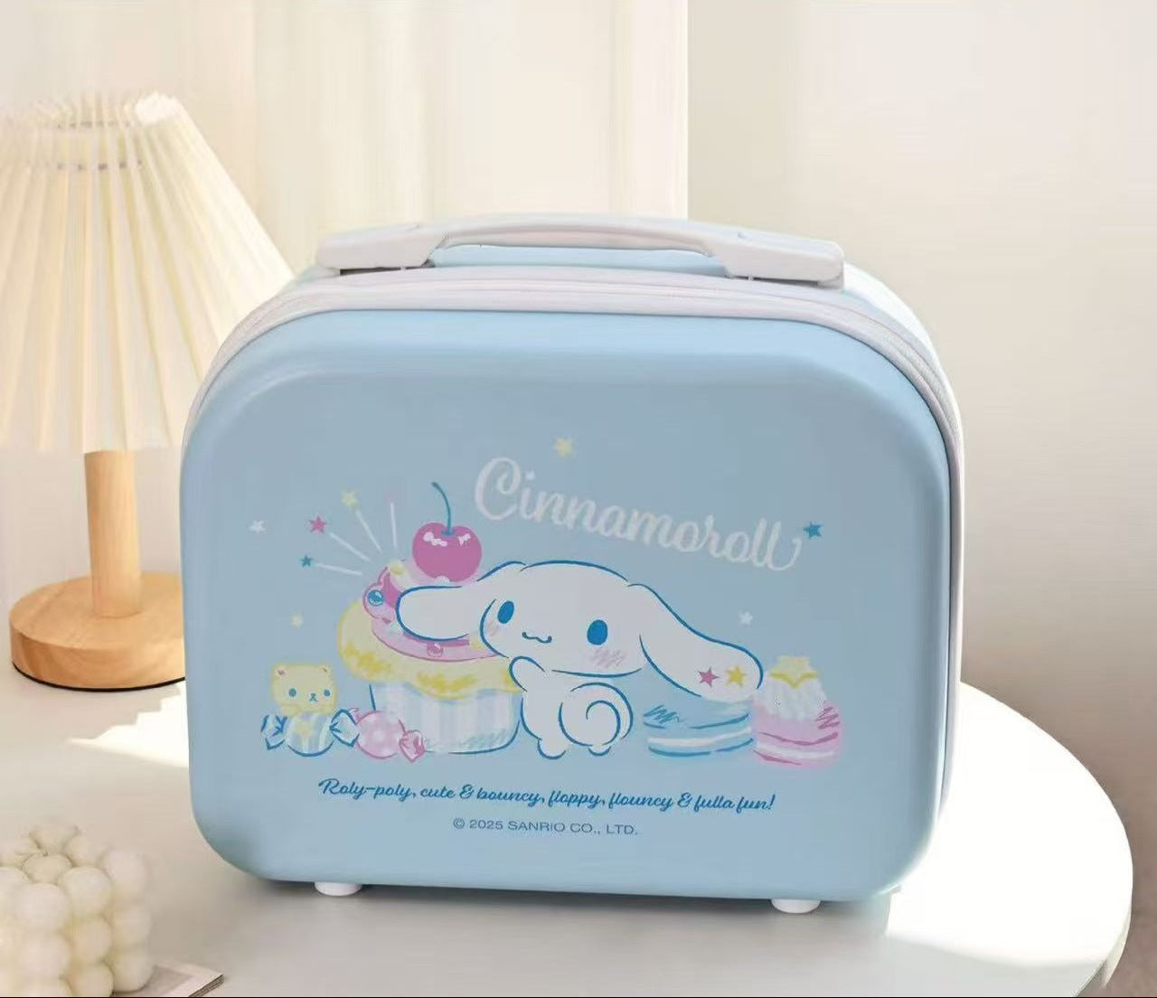 Sanrio Hello Kitty Estuche portátil de almacenamiento, bonita caja organizadora de viaje de dibujos animados para niñas estudiantes