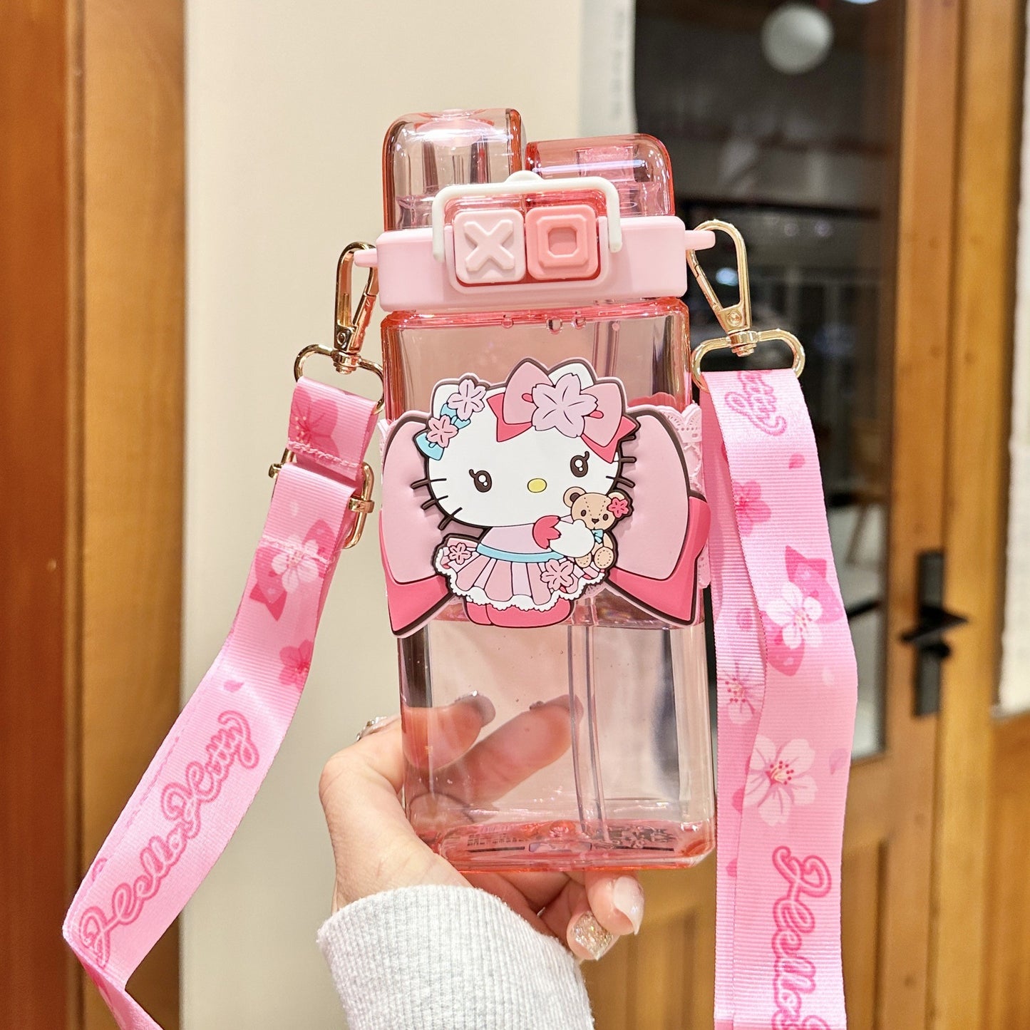 Vaso de agua de plástico tritán Sanrio Kuromi con pajita de 520 ml - Vaso a prueba de fugas sin BPA apto para alimentos para niños